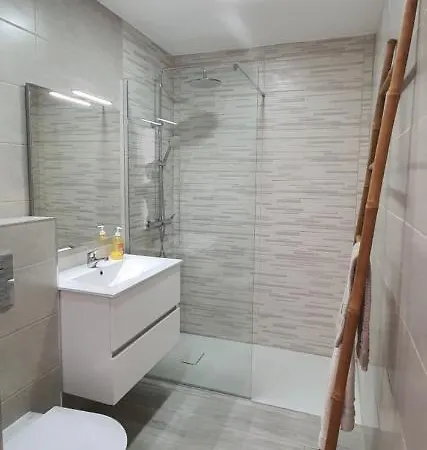 Acr Apartment *